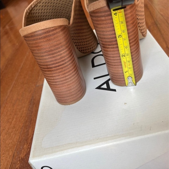ALDO Nude Block Heels 8.5 - Picture 3 of 7